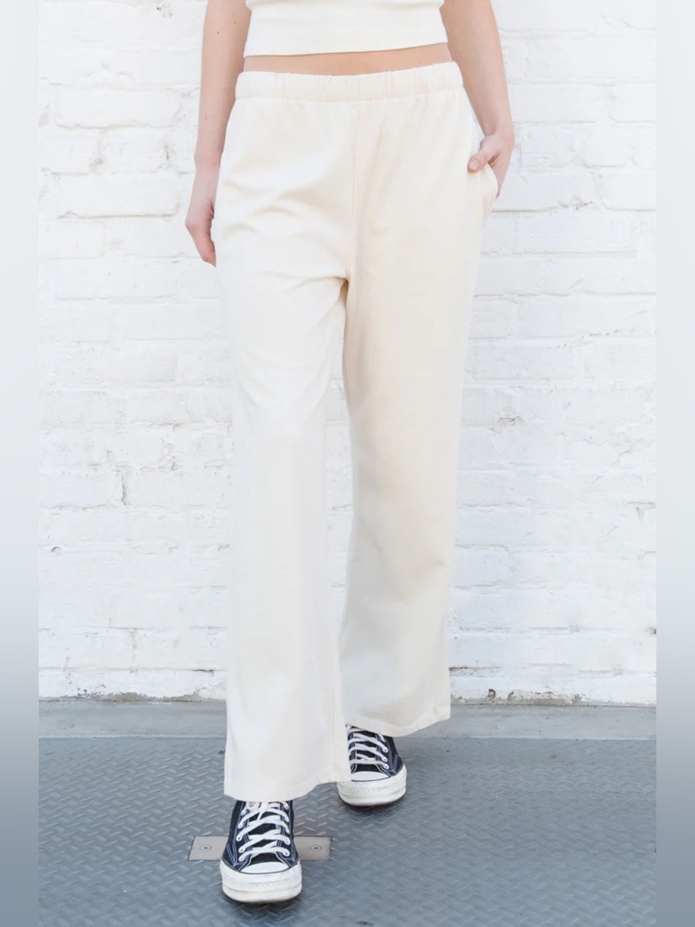 BRANDY MELVILLE OS W 13 R10.5 L 37 I 27.2